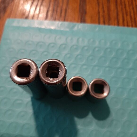 Vintage Lot 4 Craftsman 7/16" 6 and 12 Point 1/4" Drive Shallow and Deep Sockets - Picture 4 of 4